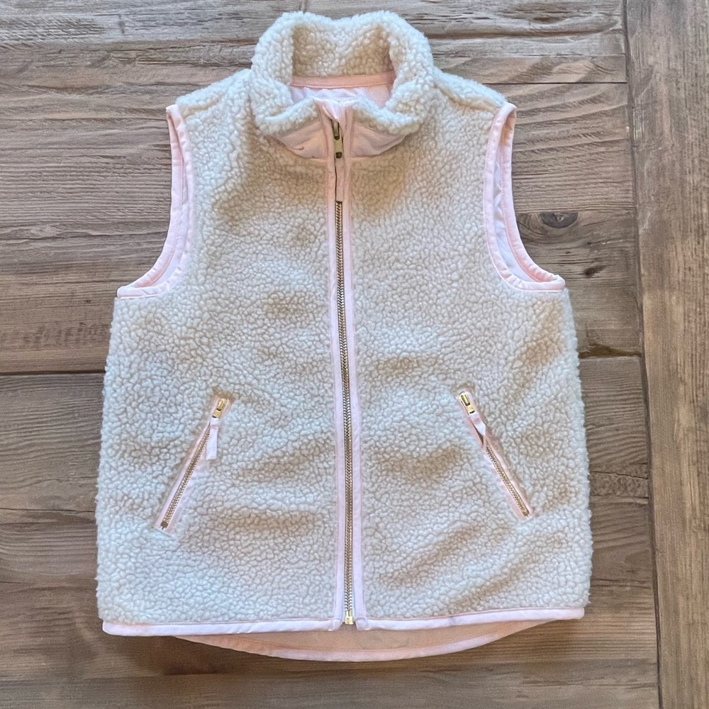 Crewcuts girls vest in size 6/7